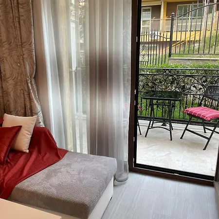 Sonne, Und Mehr Apartment Nessebar