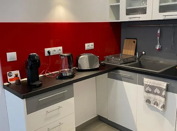 Sonne, Und Mehr Lejlighed